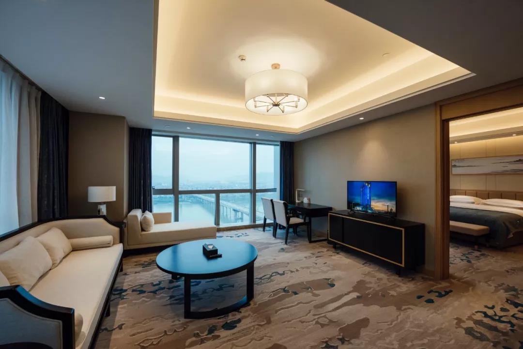 阆中火车站离明宇尚雅酒店有多远,阆中古城明宇尚雅酒店观景