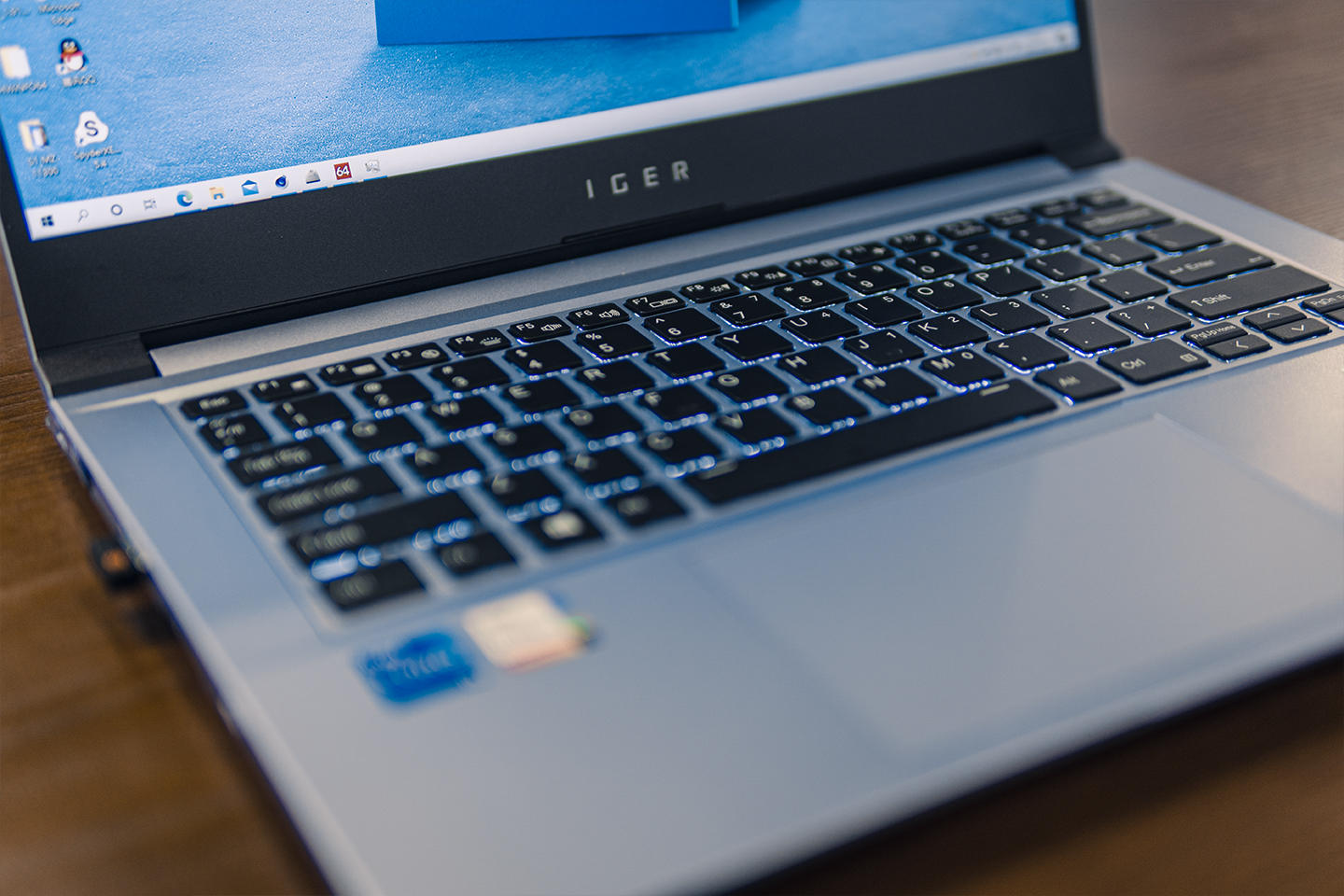 支持雷电4的笔记本最便宜,雷神s1