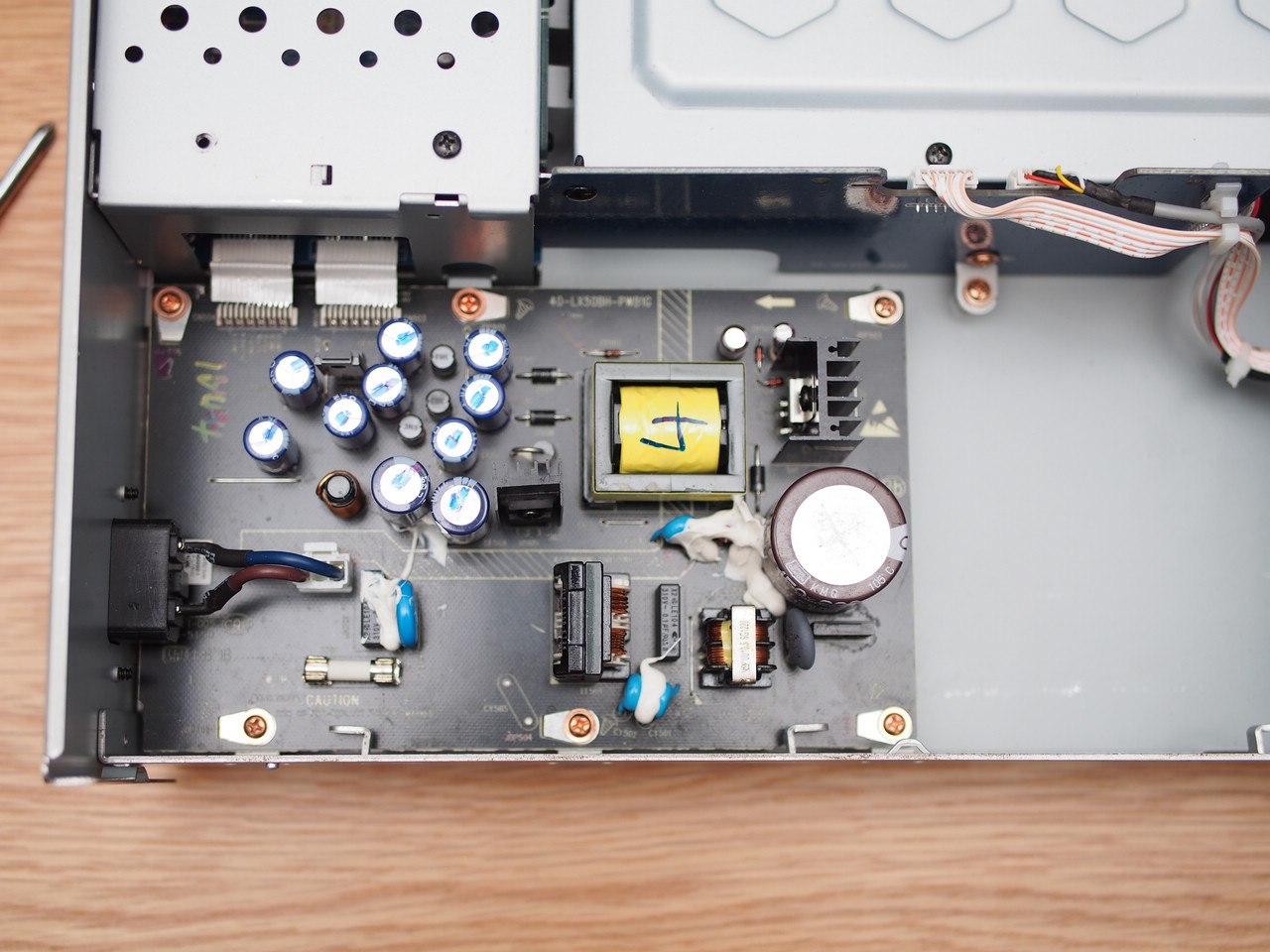 音画俱佳，操控稍弱——先锋UDP-LX500