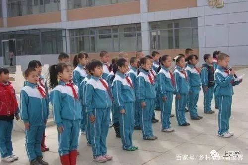 上海最美高中校服,上海小学校服好看前十名