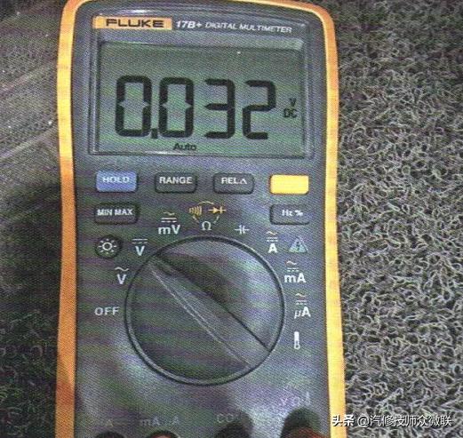 大众高尔夫断电后怎么恢复功能,高尔夫已亏电但能点火要换电瓶吗