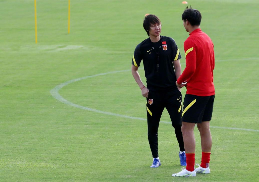 高拉特主动解约放弃约2亿薪资,高拉特回归恒大高薪续约