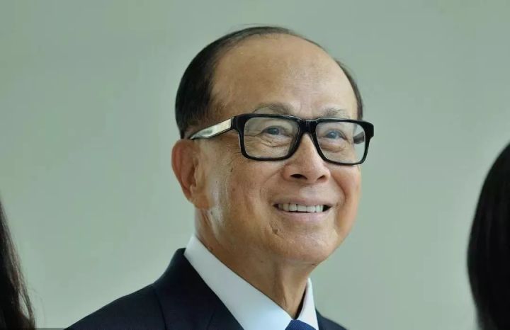 为什么富豪都玩艺术品,金融和地产哪个更有前途