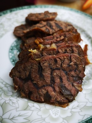 酱牛肉私家教学视频,常见家常酱牛肉的做法