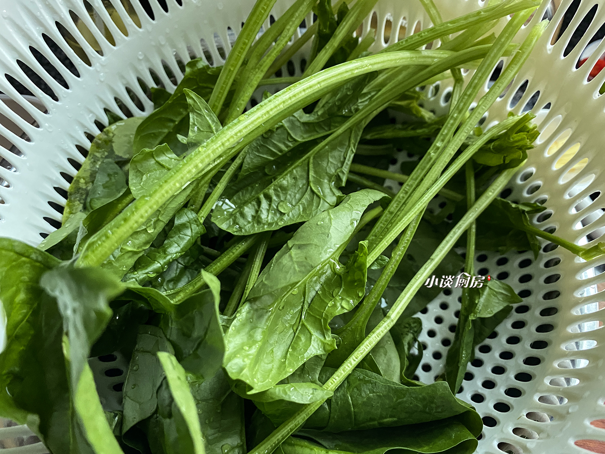 用眼多度，记得喝这碗“护眼汤”，富含维生素A，学生*党**要常喝