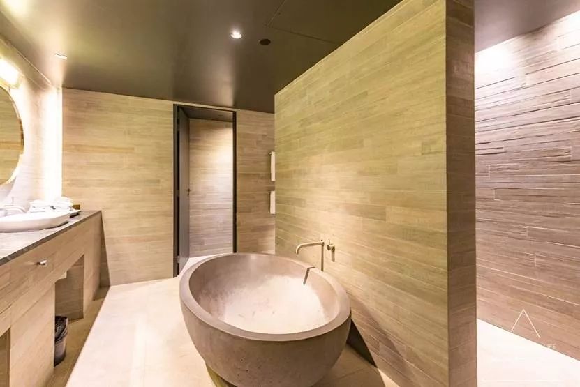 澳洲|春意堪培拉,看袋鼠、品酒、赏花、住进动物的家