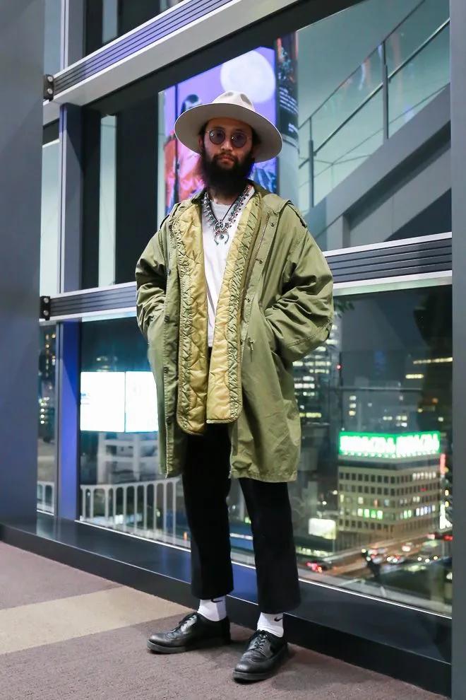 为什么小皮鞋要穿白袜子,什么人穿皮鞋