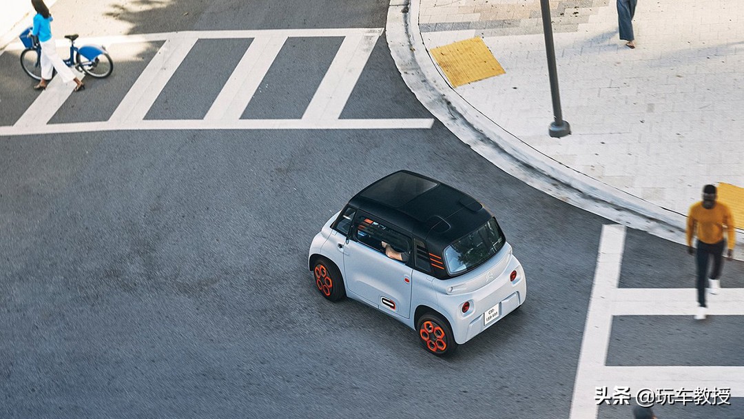 雪铁龙ami和宏光miniev,3.28万宏光miniev