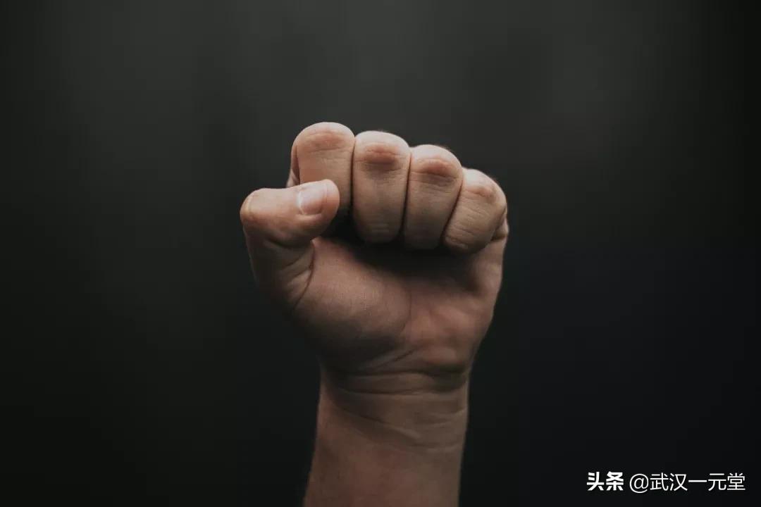 上班族有鼠标手的表现,上班族得了鼠标手怎么缓解