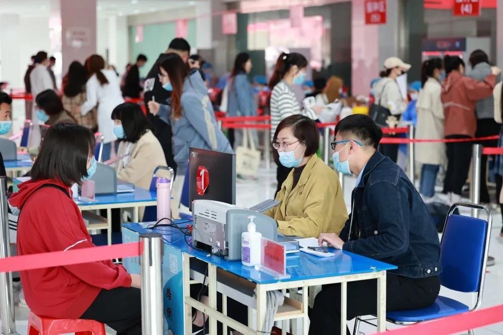 齐鲁师范大学章丘新冠疫苗接种,理工大学接种新冠疫苗