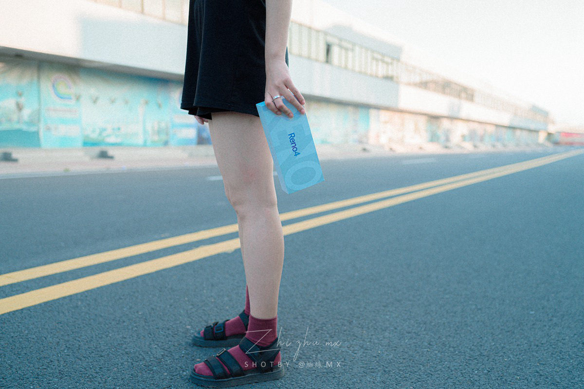 oppor9和opporeno4对比,opporeno4全面评测