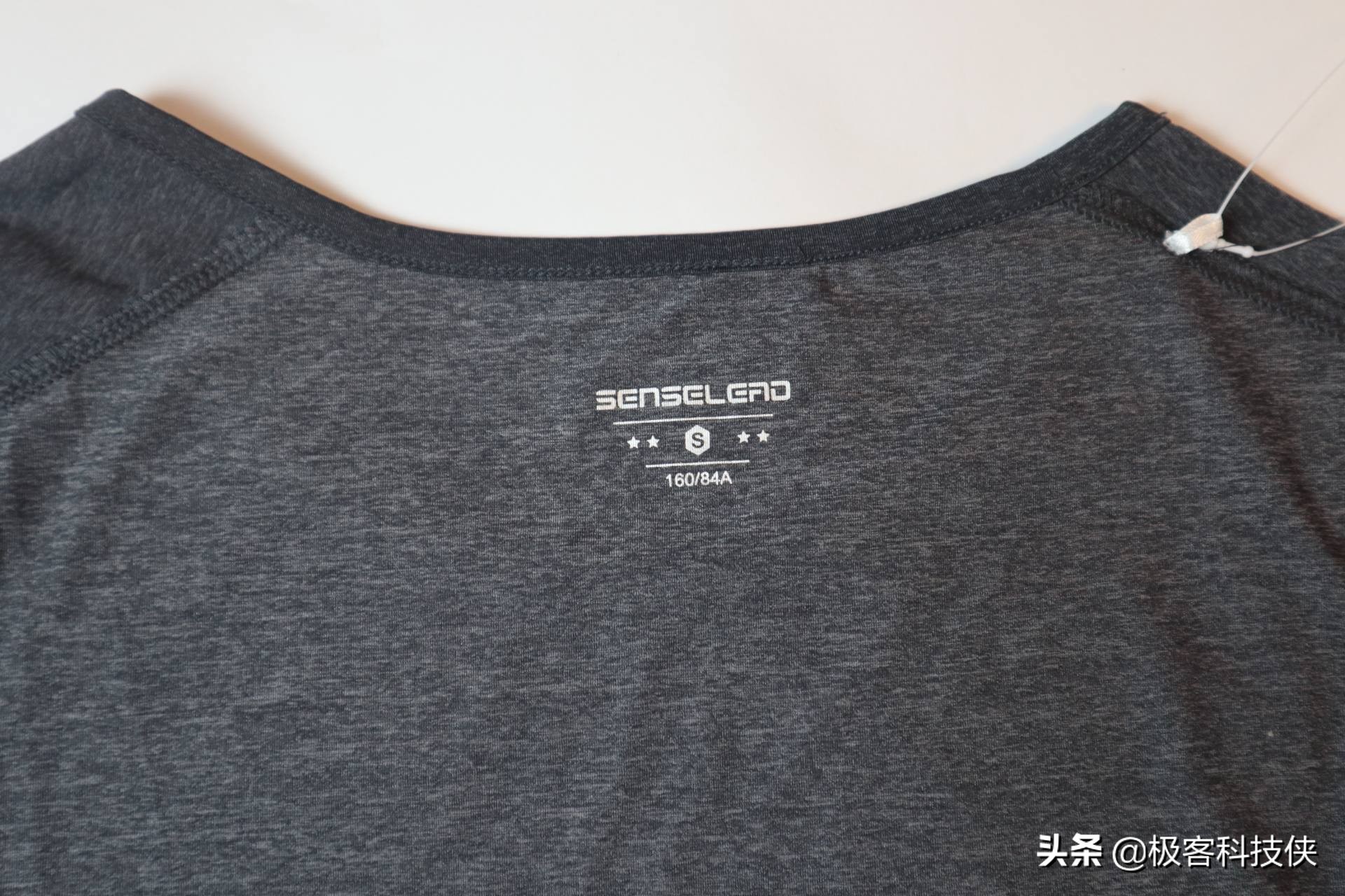 图途休闲运动上衣,图途短袖上衣