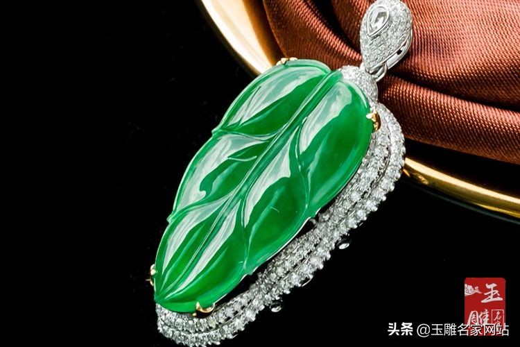 翡翠的等级划分标准是什么,比冰种翡翠还高的翡翠级别叫什么