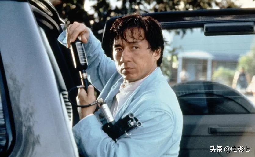 影史百大镜头成龙,成龙载入影史的镜头