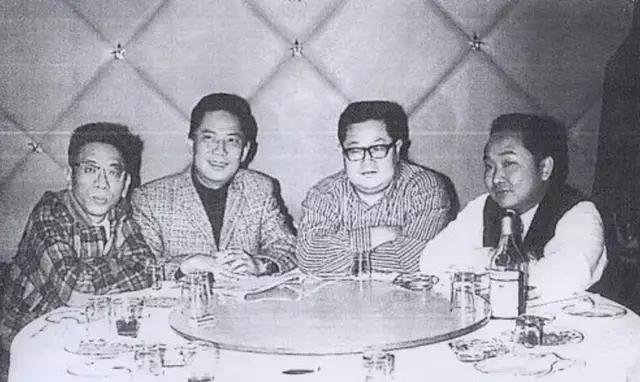 满身刀疤,古龙浑身刀疤