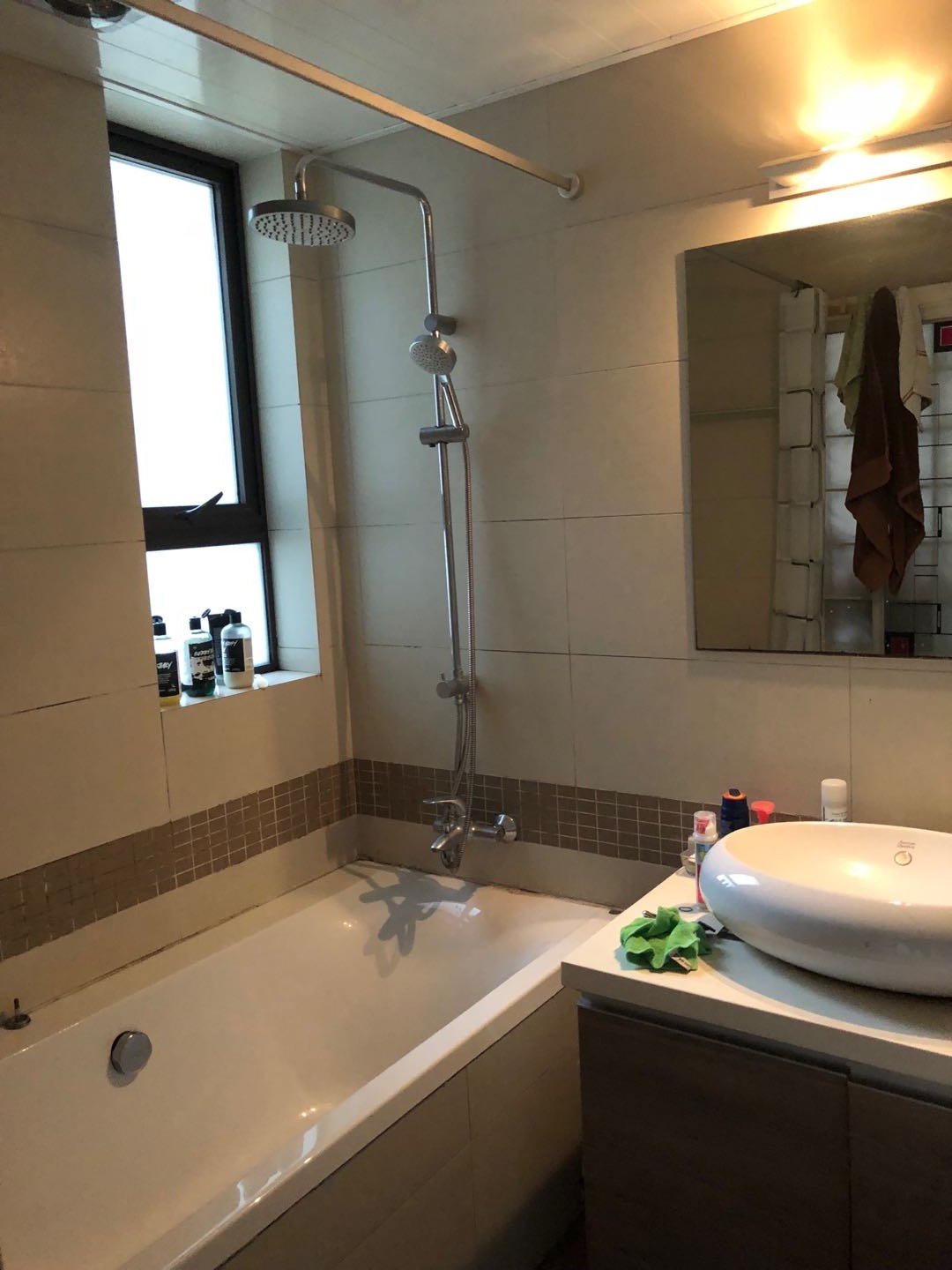 100平米三房两厅榻榻米,103平米全屋收纳