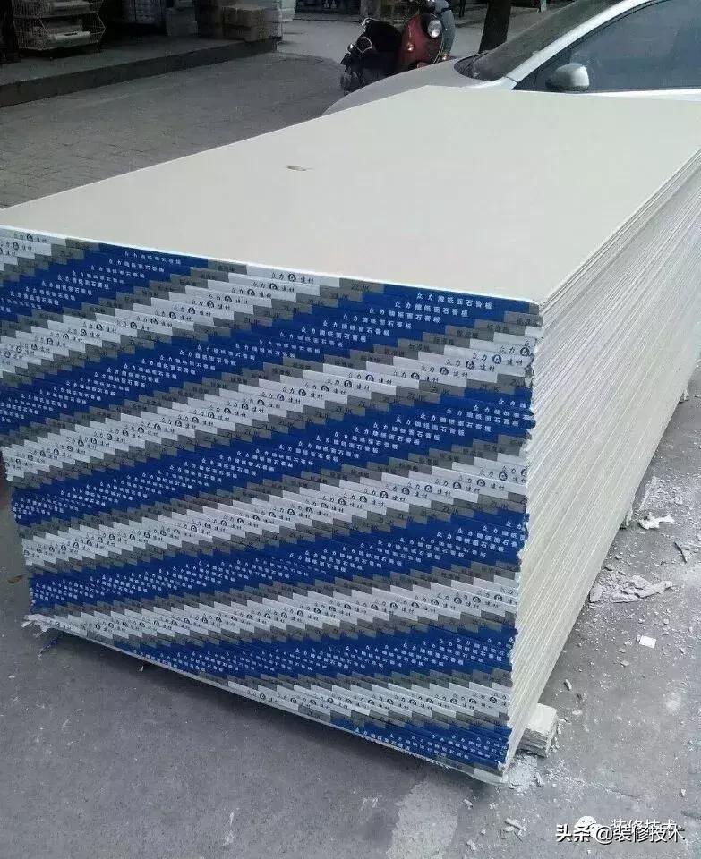 石膏板吊顶乳胶漆开裂怎么处理,石膏板吊顶怎样刮腻子不开裂