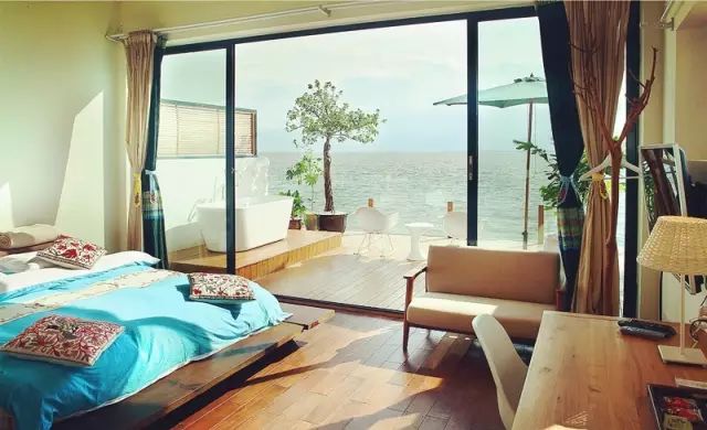 他在大理租下23个足球场大的地方，种菜、养牛、建农场日子过成诗