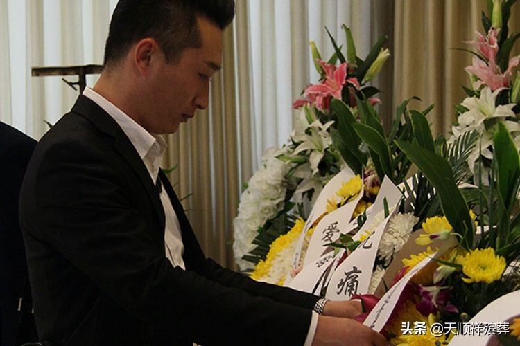 亲人去世最简单的殡葬程序,火化后丧葬流程