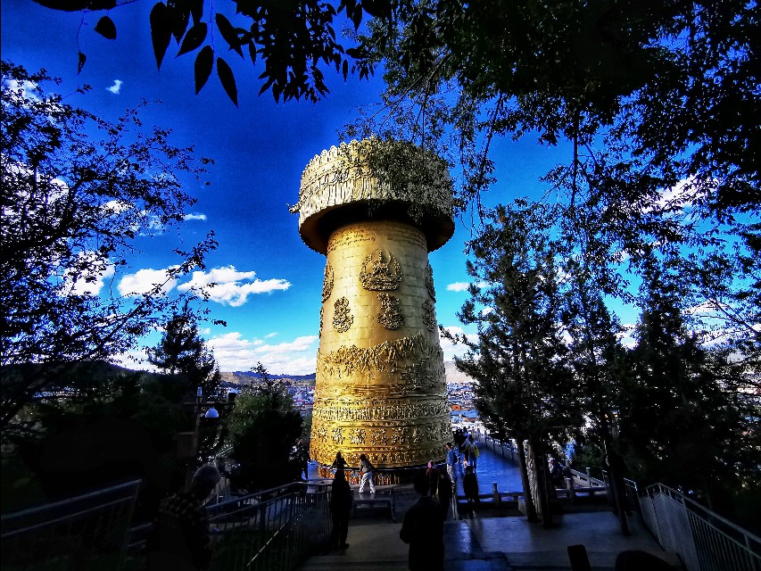 最美的季节遇见最美的你 (最美的季节遇见最美的你散文)