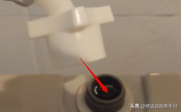 洗衣机进水管加长延伸器,洗衣机进水管要加长怎么接的视频