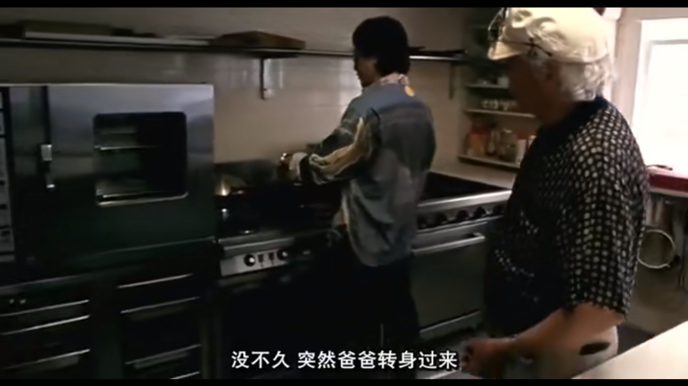 成龙的父亲为什么隐姓埋名,成龙父亲真实历史