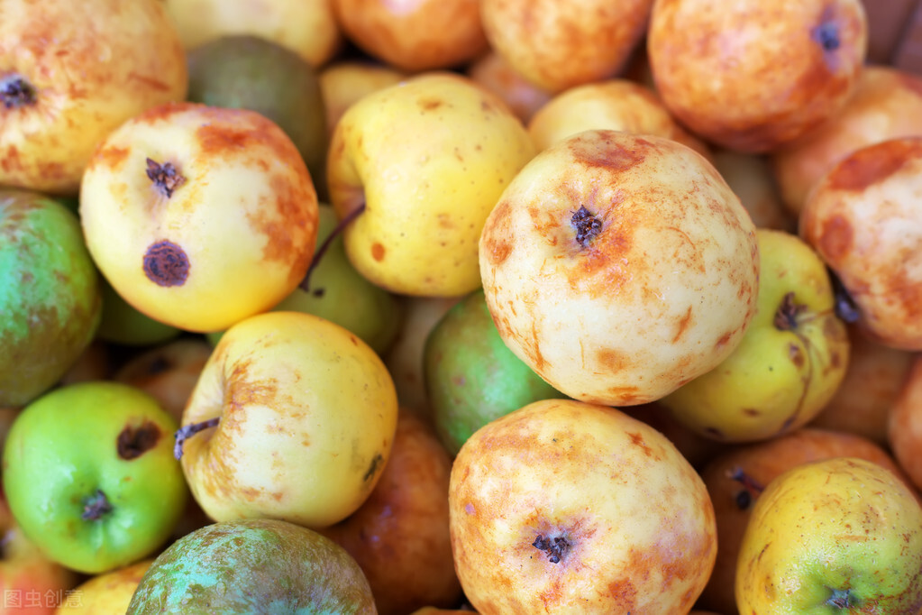 黄颜色的水果吃多了会怎样,变色的藕还能吃不