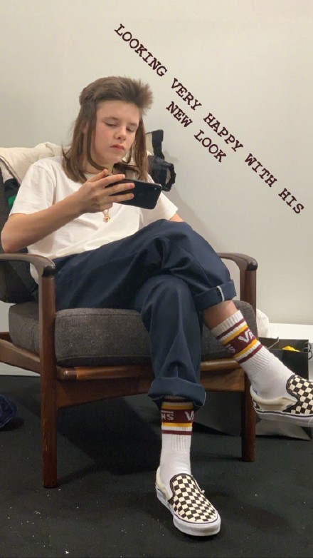 贝小七时装秀完整版,贝小七巴黎世家秀