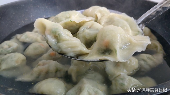 茴香馅饺子这样调鲜香翠绿不出水,茴香饺子馅怎么调最好吃家常做法