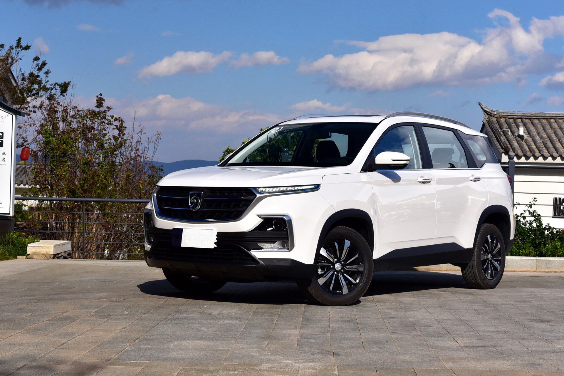 7座大空间10万以内纯电车,7座大空间5万以下