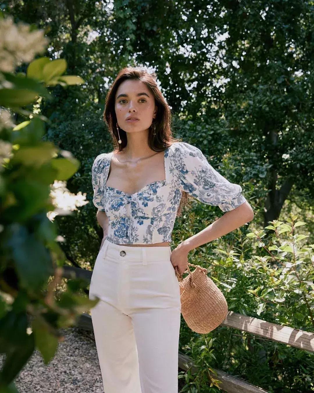 夏天雪纺裙子露肩怎么办 (夏天露肩衣服怎么处理)