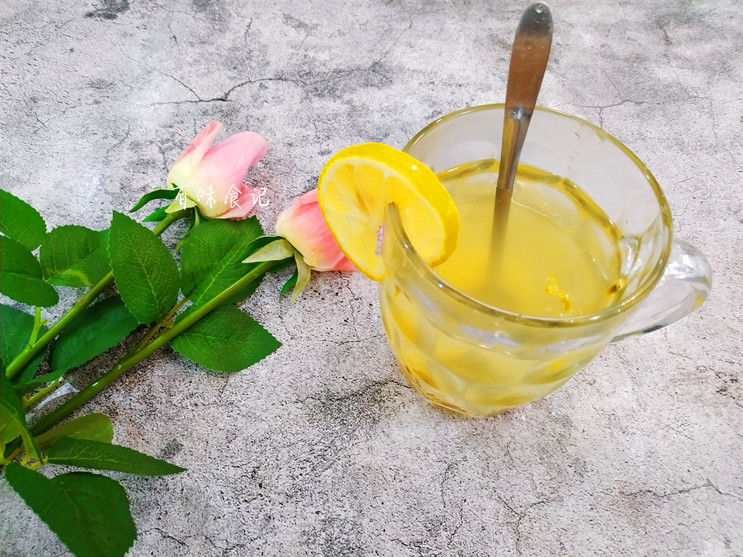 皮肤一抹就超级白的防晒霜,防晒霜推荐美白功效