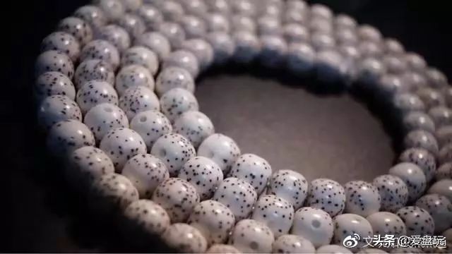 滴血莲花菩提子盘玩10年效果图,最简单菩提盘玩方法