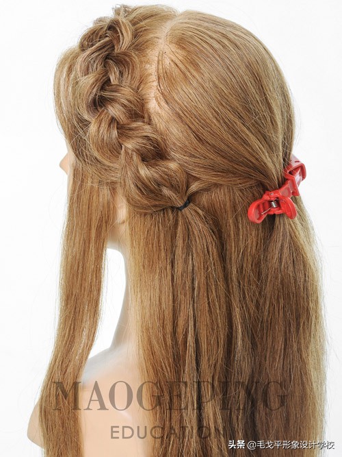 不会编发也可以扎的披肩发,披肩发怎么扎古风发辫