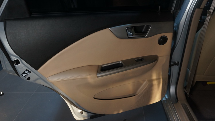 别克凯越音响改装哈曼,宝鸡别克凯越音响改装