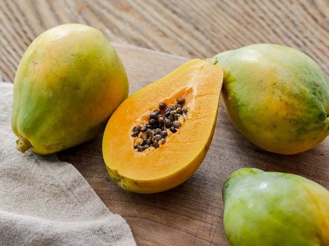 吃木瓜丰胸产品真能丰胸吗,吃木瓜丰胸没有科学依据