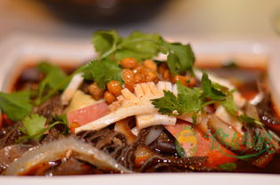 一个人的火锅就是冒菜,冒菜是一个人也可以吃的火锅