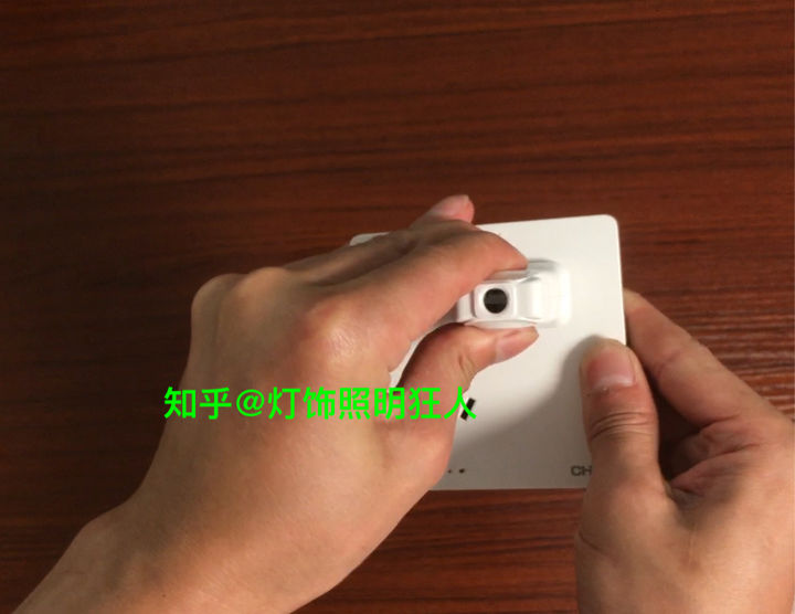 开关插座各品牌测评,开关插座十大名牌哪款性价比高