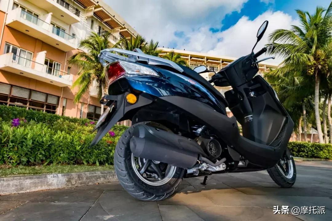 五羊本田踏板御鲨125和喜鲨一样吗,五羊本田摩托车御鲨黑色125图片