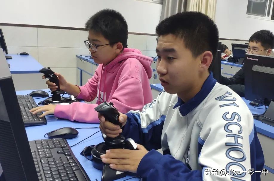 在一零一修*物文**、玩转无人机，还有哪些“宝藏”选修课？