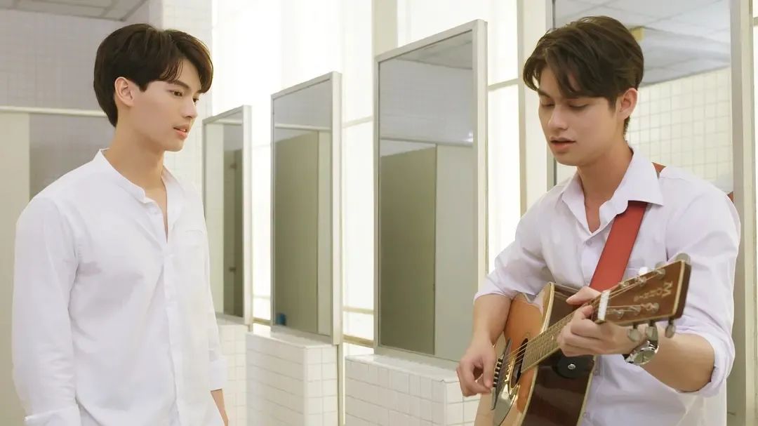 泰国电视剧假偶天成在线免费观看,假偶天成双男主个人资料