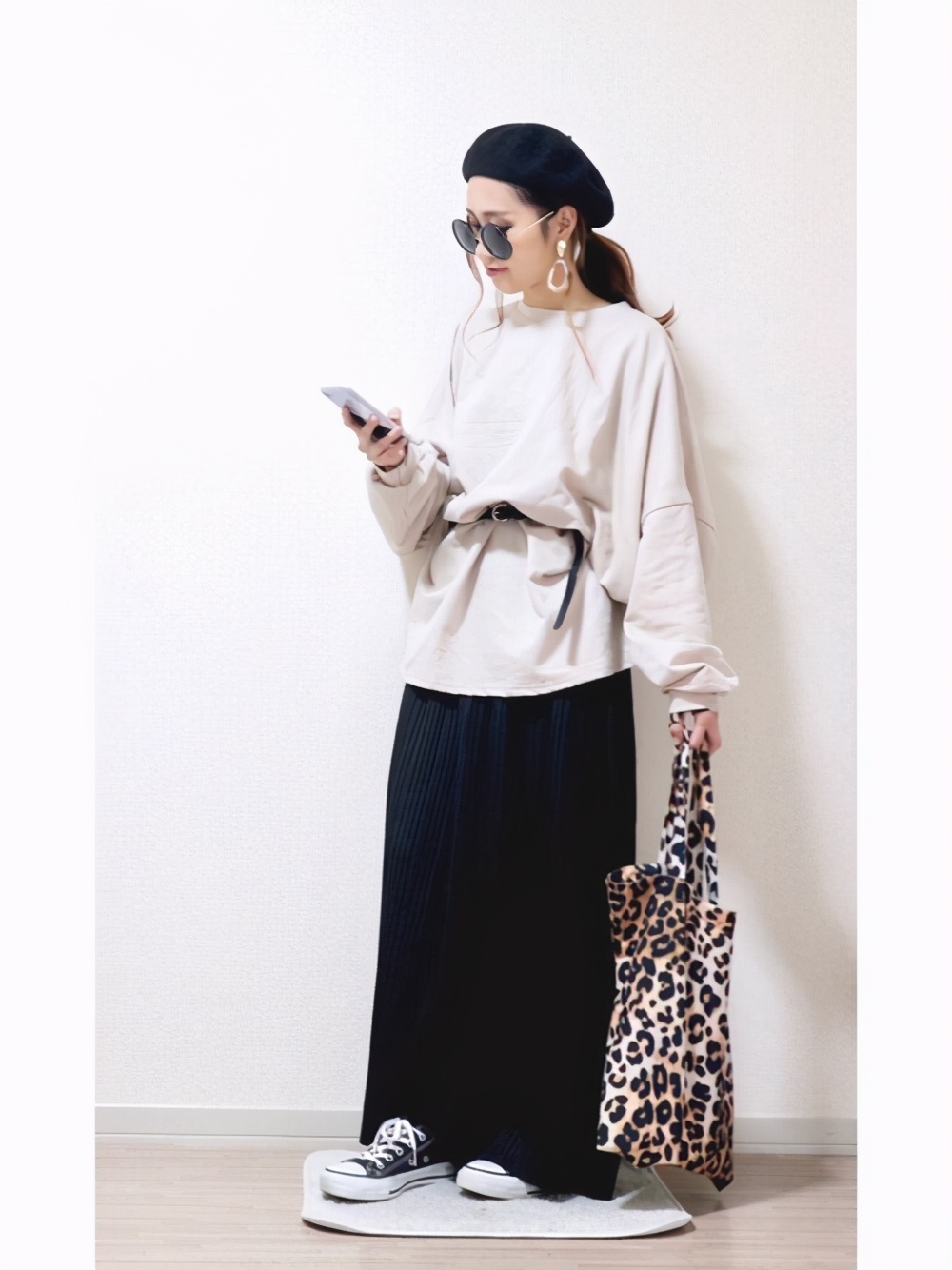 故事始于冬初,百褶裤的穿搭