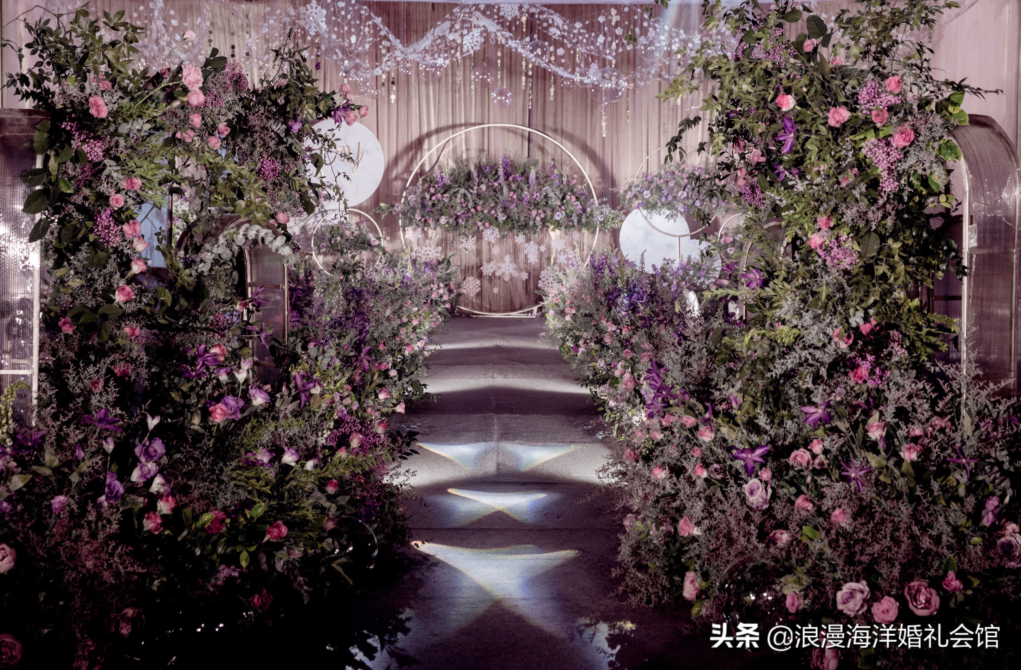 西式草坪婚礼浪漫,浪漫唯美庭院西式婚礼