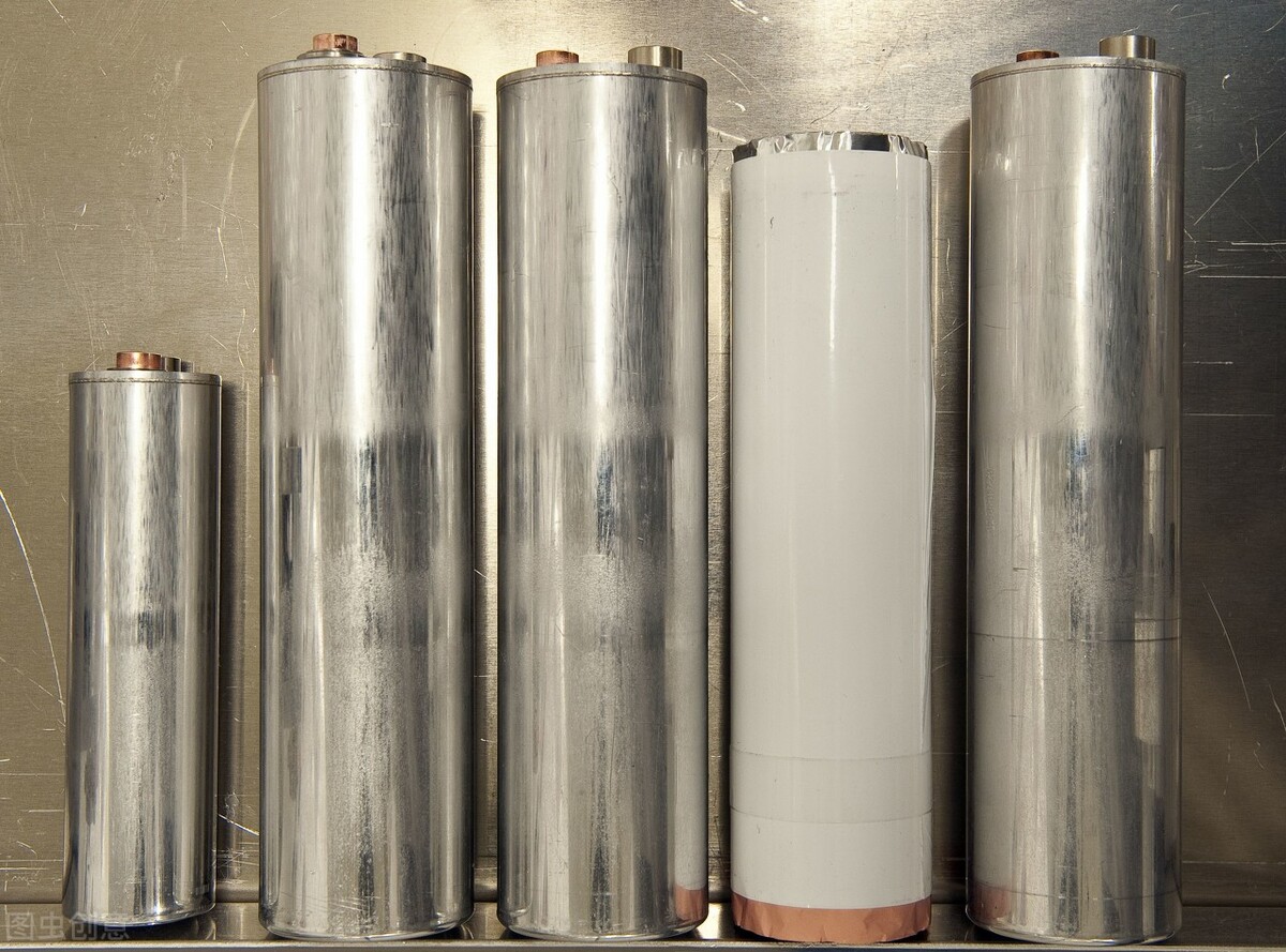 电池错误充电爆炸,新电池如何深度放电