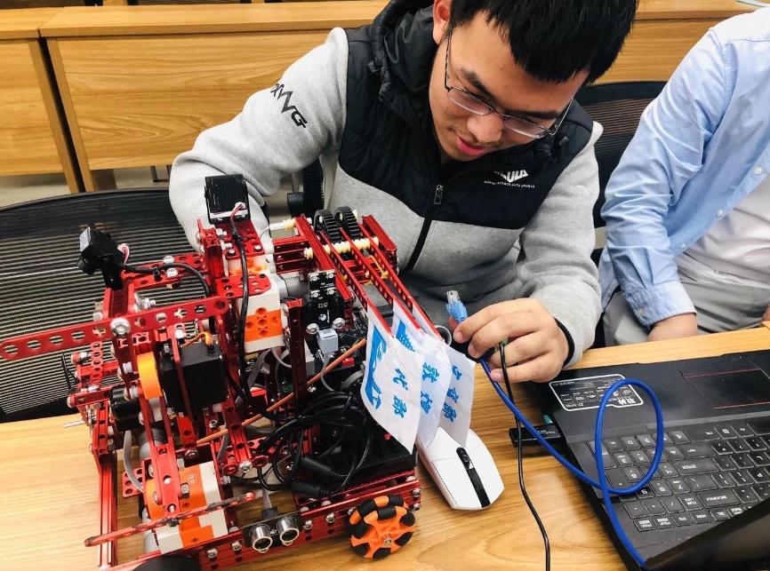 专科就业前景最好的三个专业,出来较容易就业的专科专业有哪些