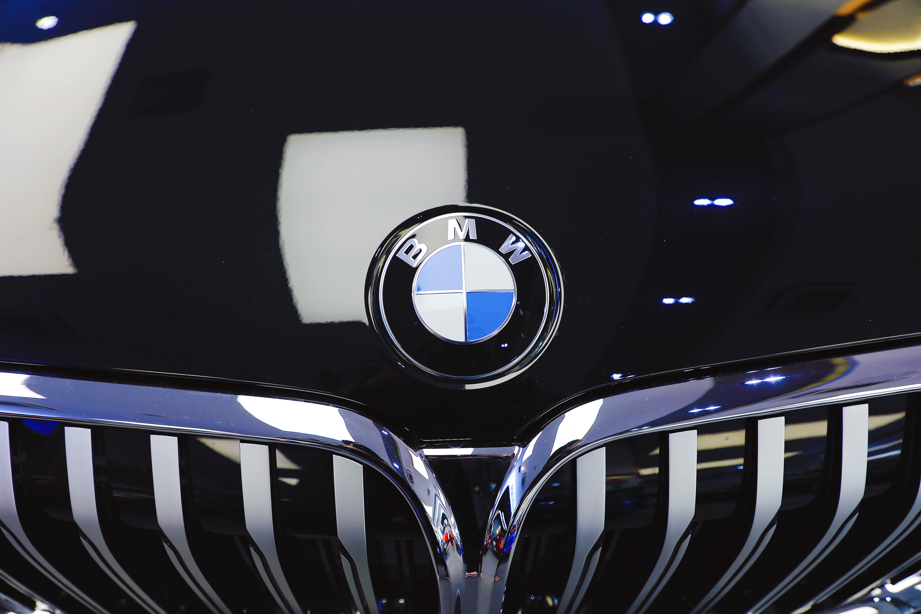 2.0T宝马730,为何能击败S级和A8成为D级车销量冠军?