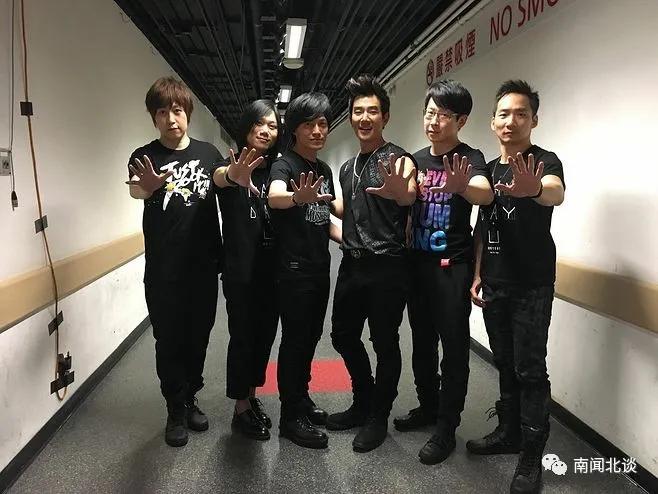 五月的最后一天纯音乐,五月的最后一天聚一聚