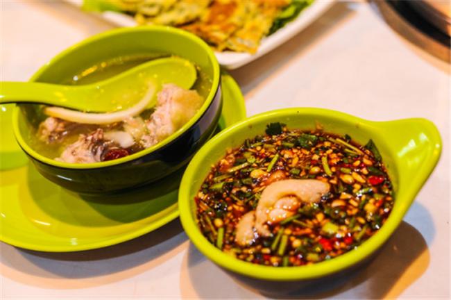 南京三天两晚闺蜜游攻略,闺蜜上海5天4晚自由行攻略