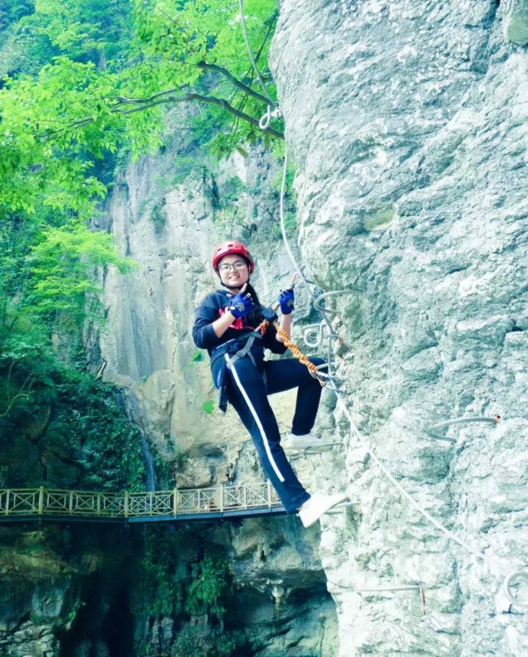 飞拉达攀岩溜索丛林溯溪地心探洞,清远飞拉达丛林探险