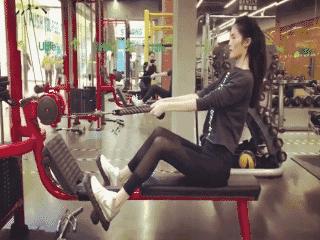 膝盖扭伤不能下蹲怎么办,膝盖受伤不能动怎么减肥